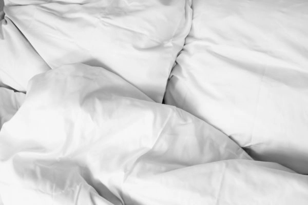 5 Ways Your Pillow Could Be Affecting Your Skin and Hair - Annmarie Skin  Care