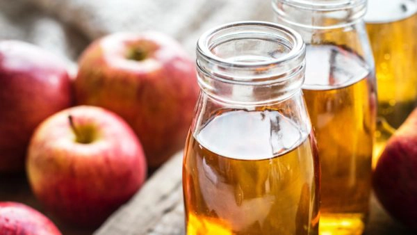 oil training your hair with apple cider vinegar