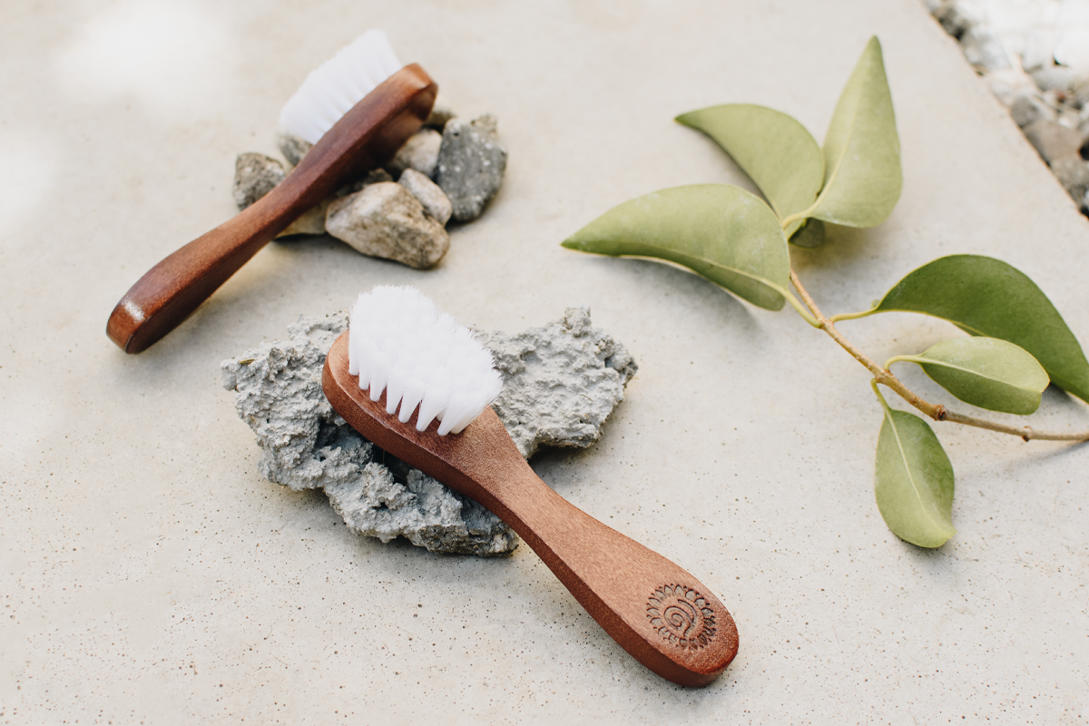 Natural on sale face brush