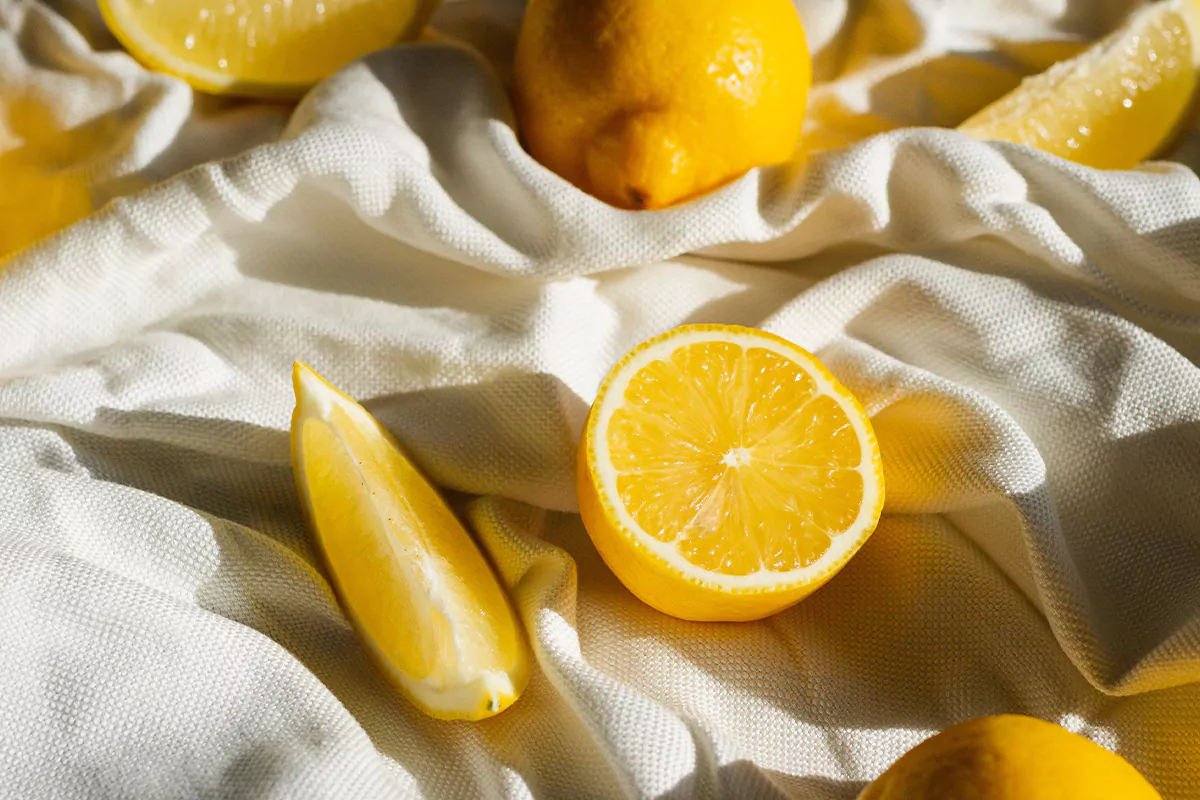 https://www.annmariegianni.com/wp-content/uploads/2023/03/fresh-lemon-slices.jpg