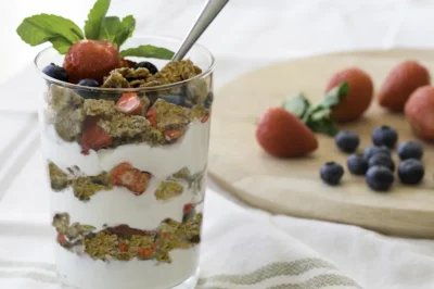 Emis Garden Granola Parfait